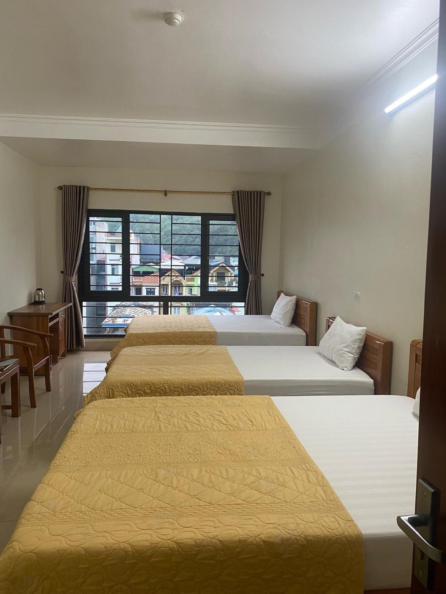 Blue Rose Hotel Ha Long Exteriör bild