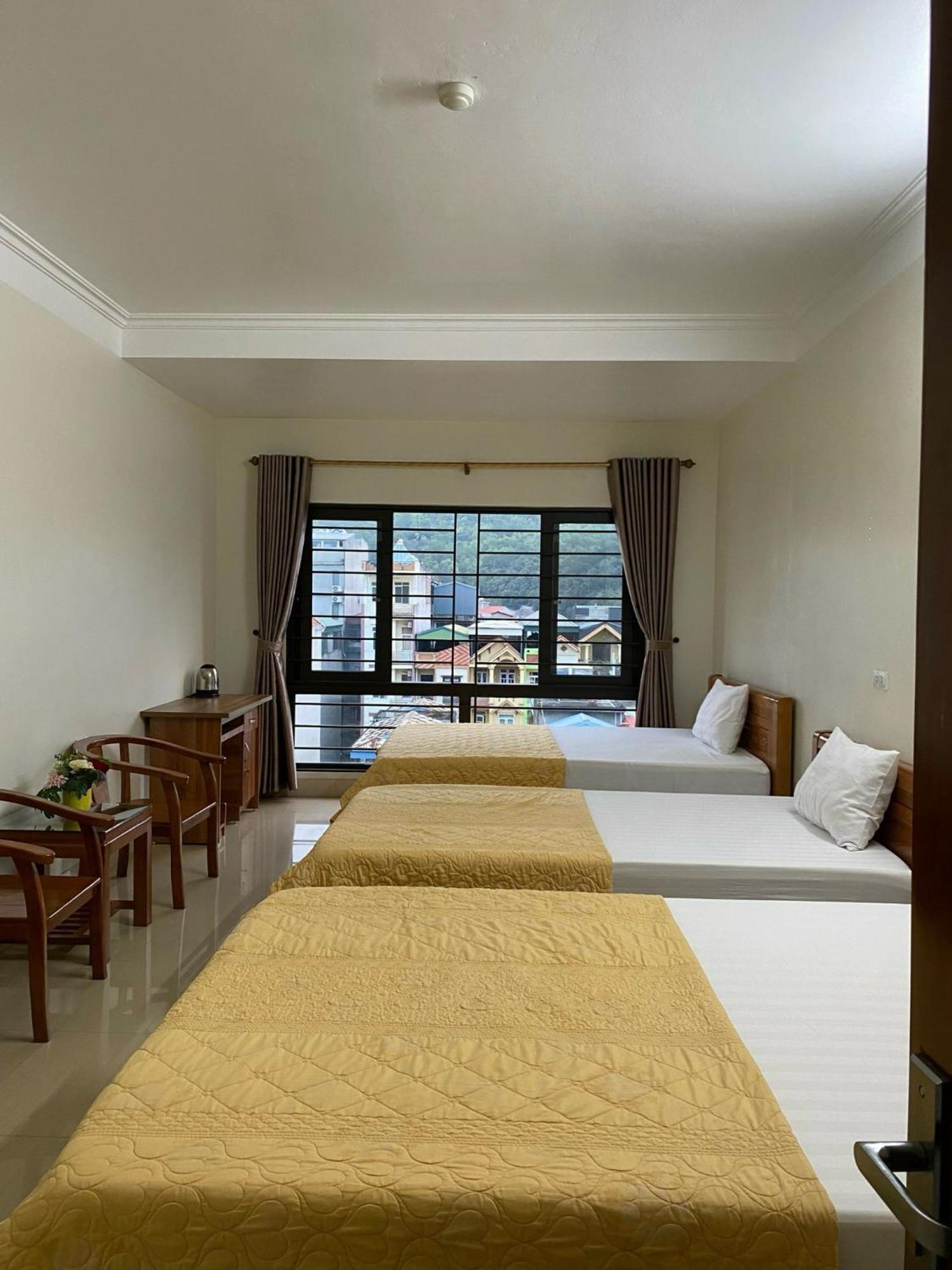 Blue Rose Hotel Ha Long Exteriör bild